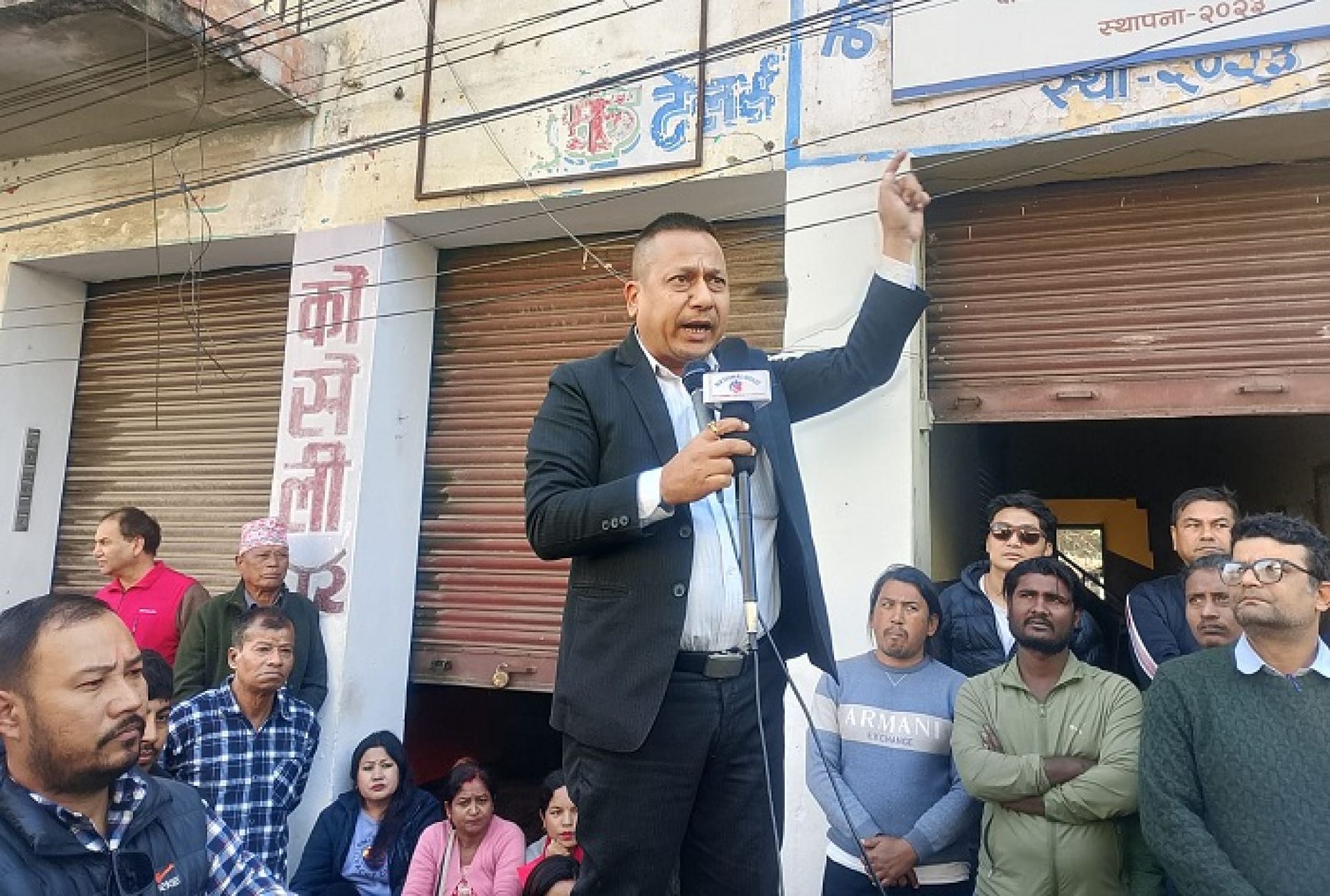 हेटौँडा बजार सडक विस्तारः व्यवसायी र घरधनीको विरोध, न्यायपूर्ण मुआब्जाको माग